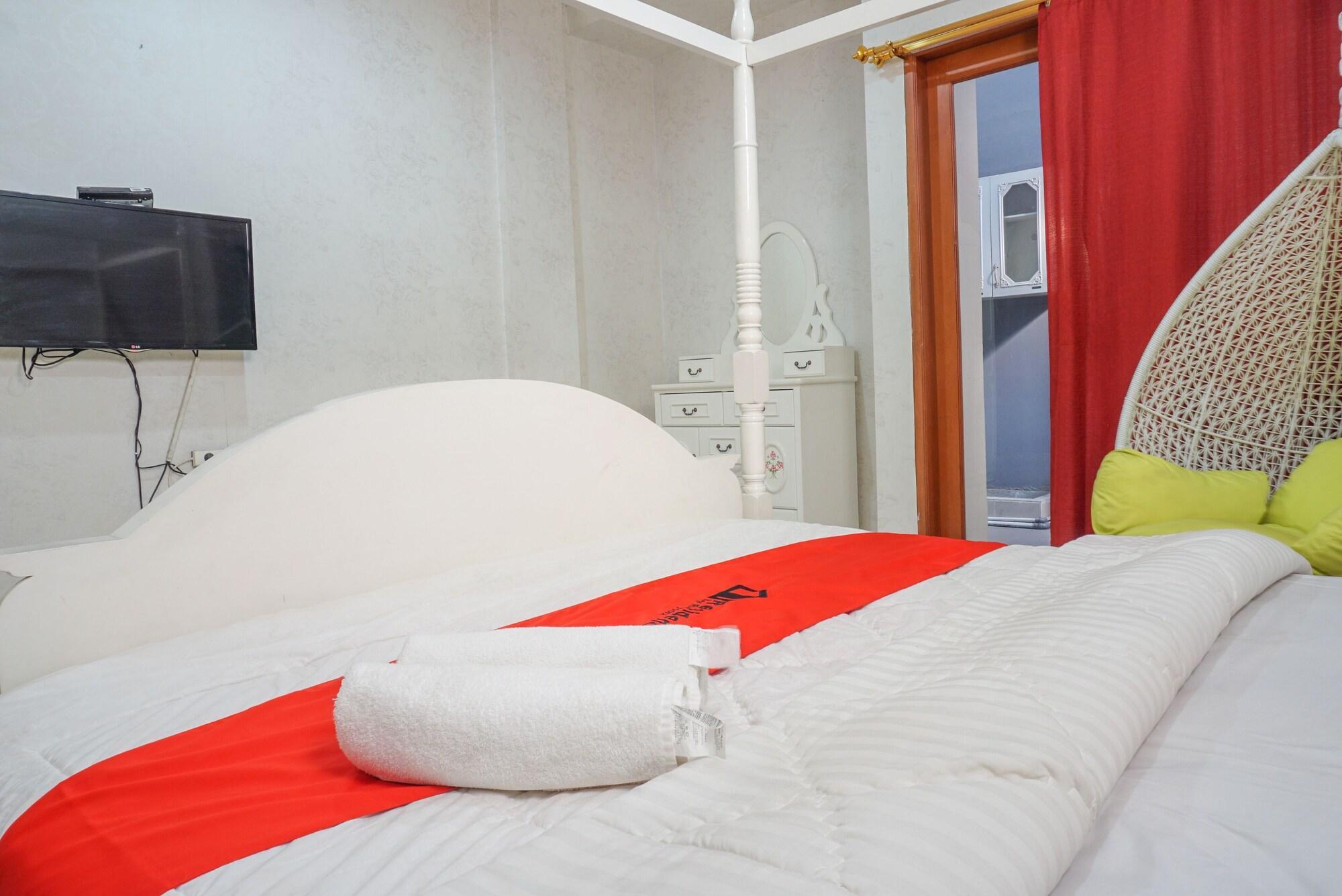 Hotel RedDoorz near Kemang Square Dżakarta Zewnętrze zdjęcie